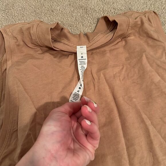 Lululemon Tank Top 0 Tan - Picture 2 of 4